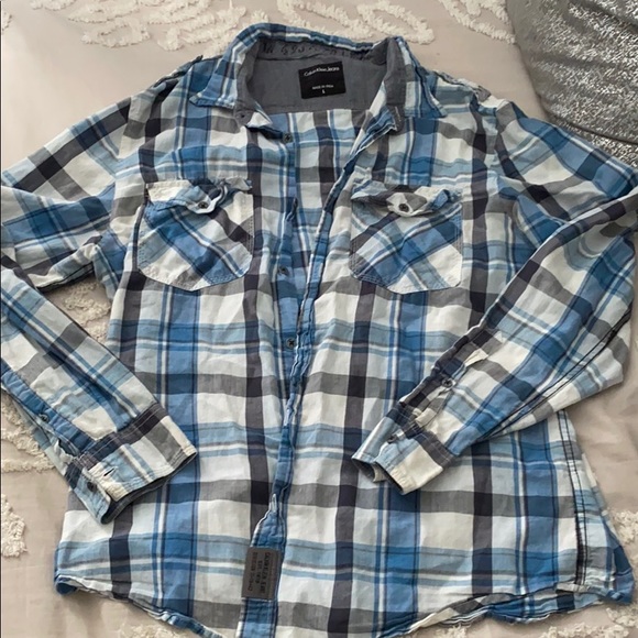 Calvin Klein T-shirt and Plaid Shirt Bundle - Picture 2 of 6